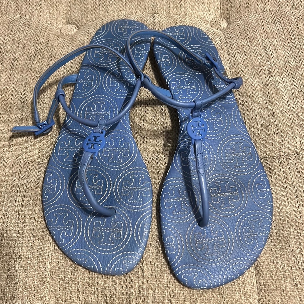 Tory Burch Emmy Stitched Thong Sandal Ocean Breeze Light Blue Leather